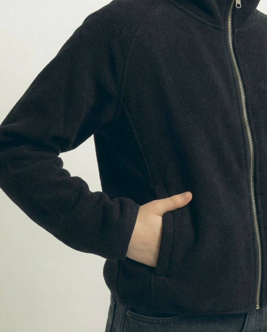 Cropped Wool-Blend Zip Jacket – Black